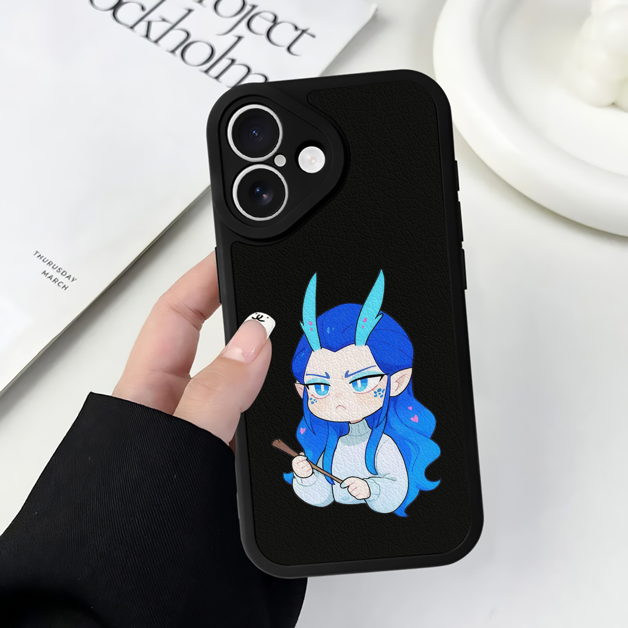（画像用） Ne Zha 2 ナタ 魔童の大暴れ 【iPhone 16シリーズ対応】シリコンスマホケース（レザー調） 材質：シリコン